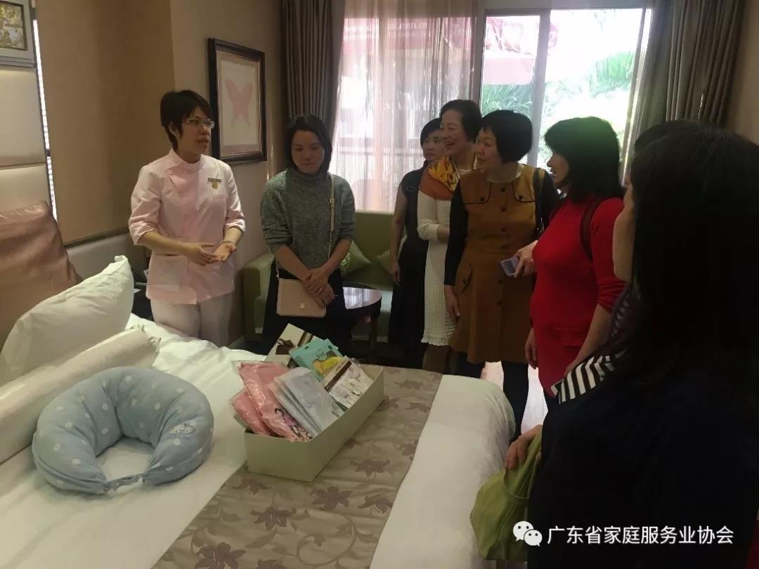 月嫂服务：专业护航母婴安康的秘密武器